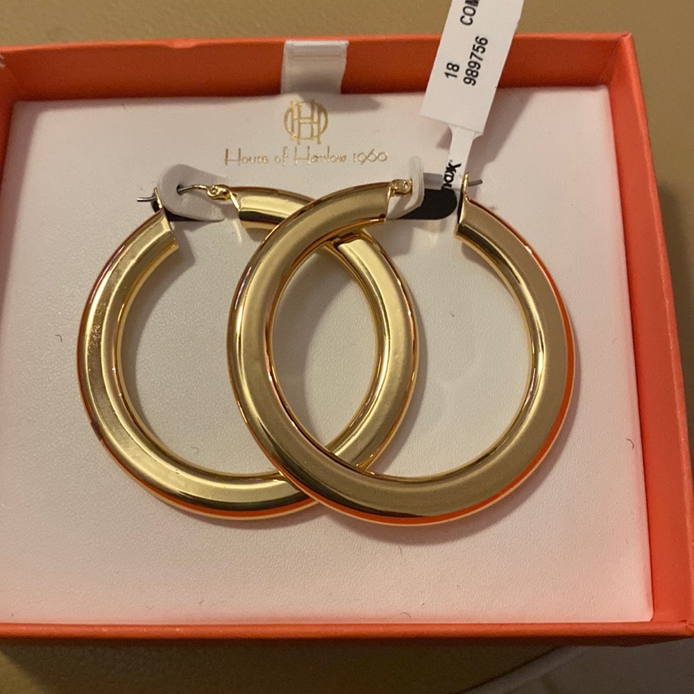 Beautiful Gold House of Harbor 1960 Earrings